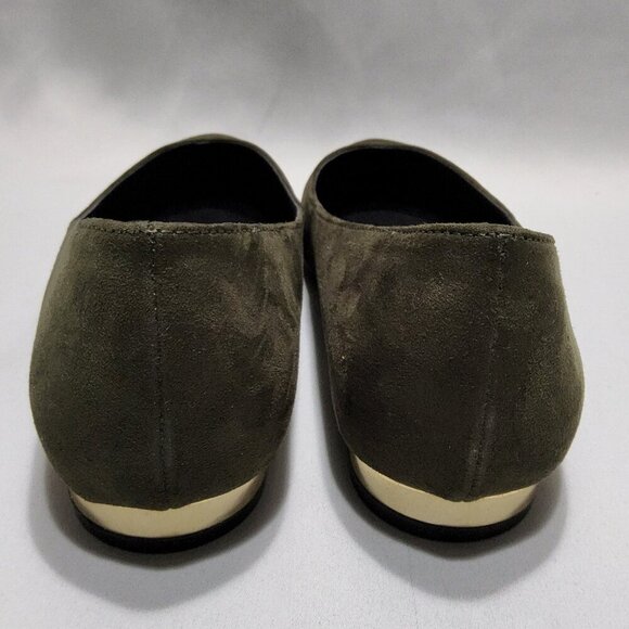 Coach & Four Green Suede Ballet Flat Pointed Toe Size 6 Gold Heel New in Box - Picture 3 of 8